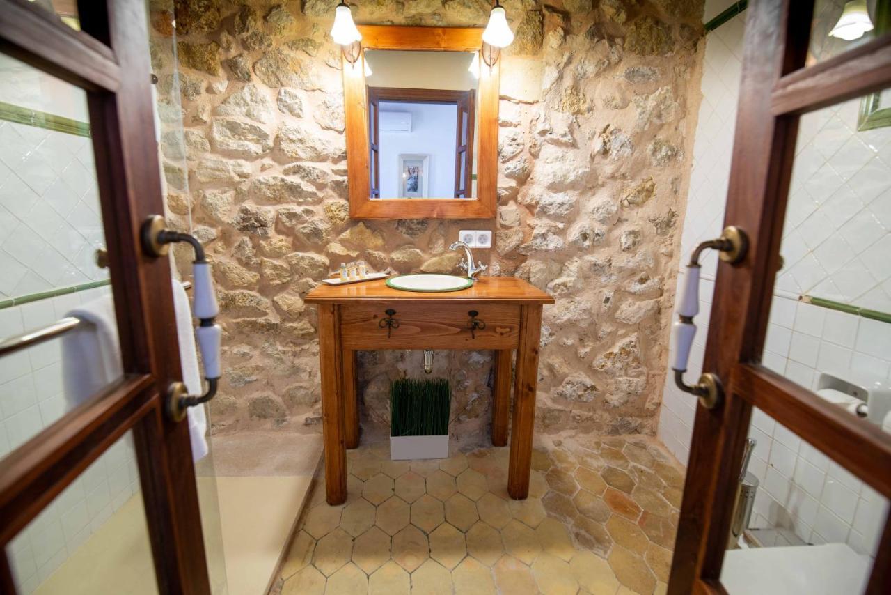 Petit Caimari - Turismo De Interior Hotel Buitenkant foto